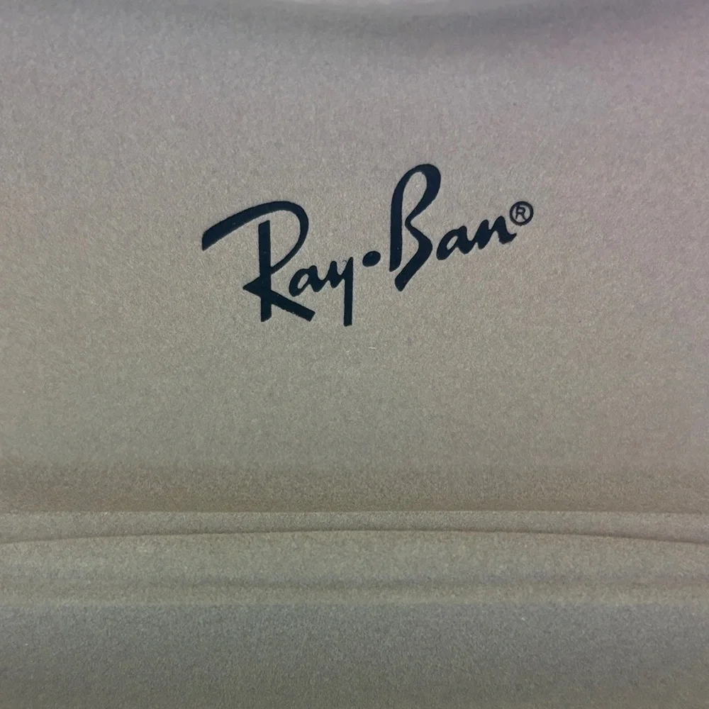 Ray-Ban sleek durable